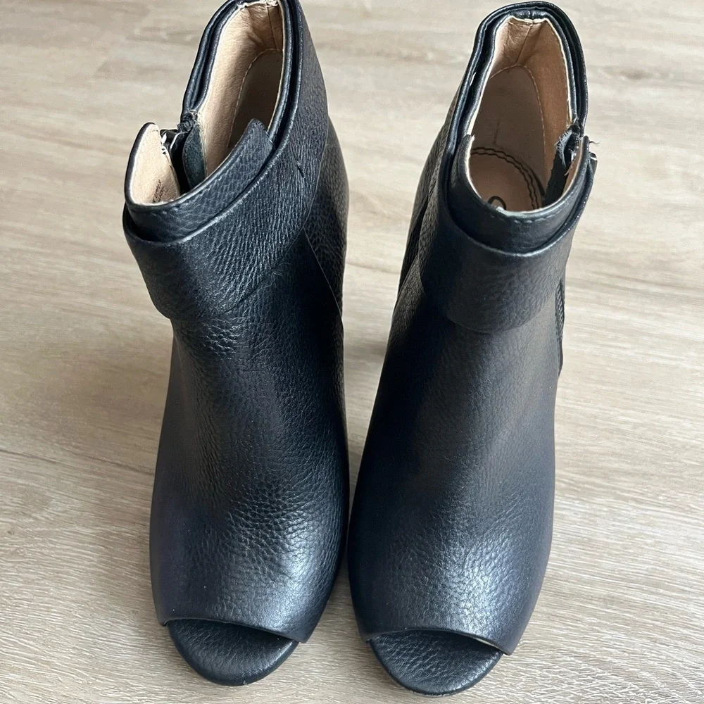 Splendid Jojo Black Open Toe High-Heel Leather Booties Size 5.5